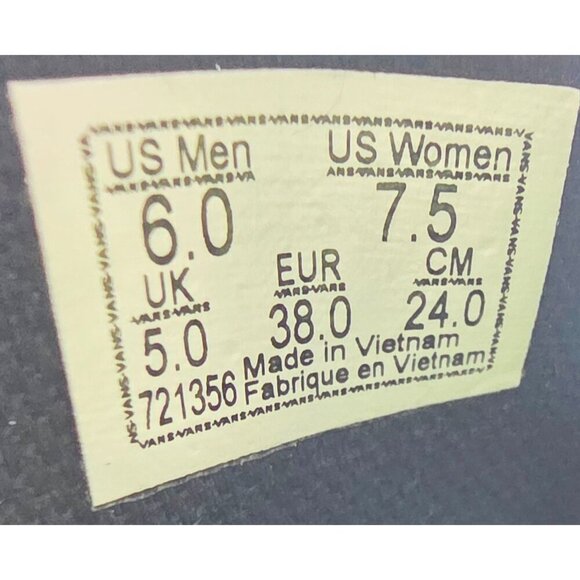 Vans Disney The Nightmare Before Christmas Oogi Boogie Size Womens 7.5 Men 6 NWT - Picture 3 of 13